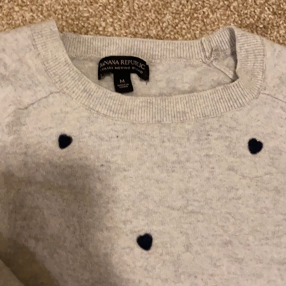Banana Republic heart sweater Italian merino blend - Picture 2 of 4